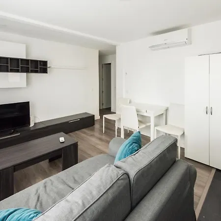 Apartment Ifema-Airport Madrid Buitenkant foto